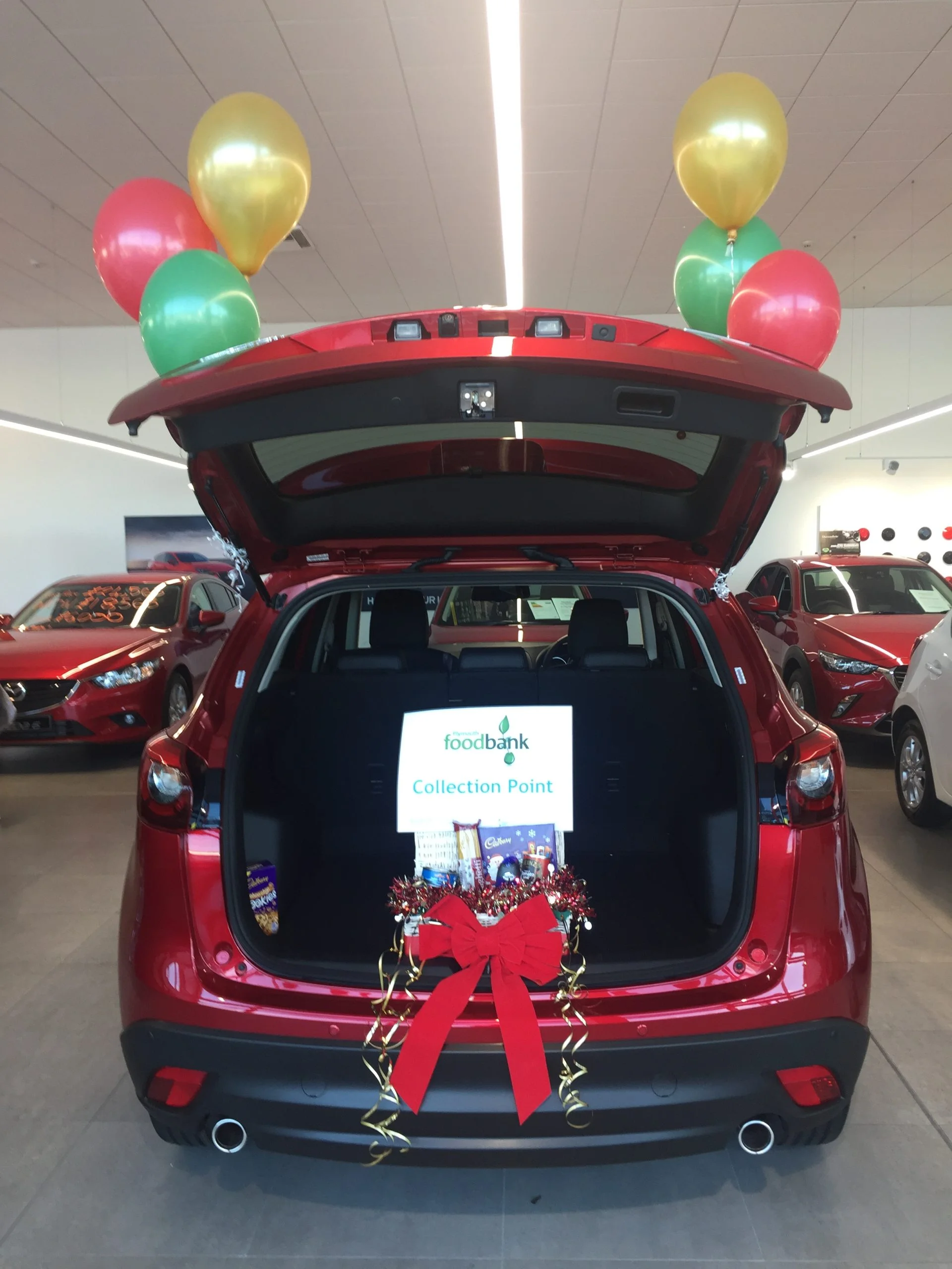 Vospers Mazda Support Local Foodbanks This Christmas